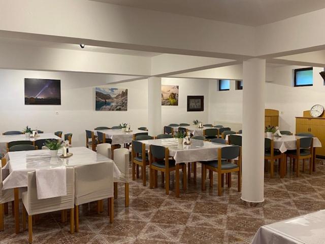 Pensiunea Casa Saxonia Rîşnov Exteriör bild
