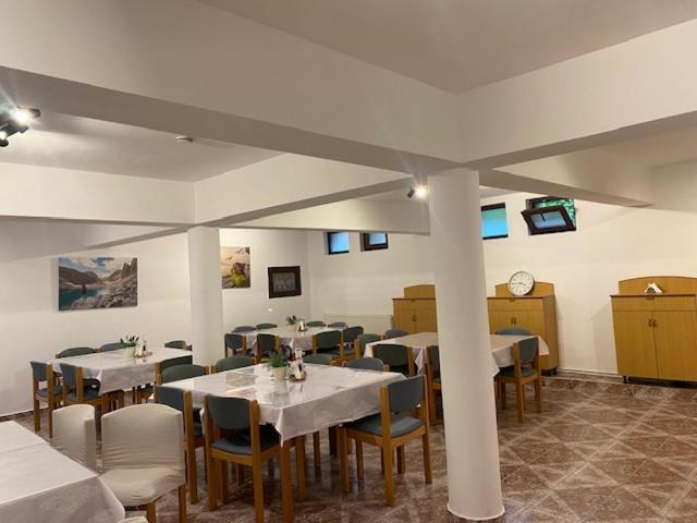 Pensiunea Casa Saxonia Rîşnov Exteriör bild